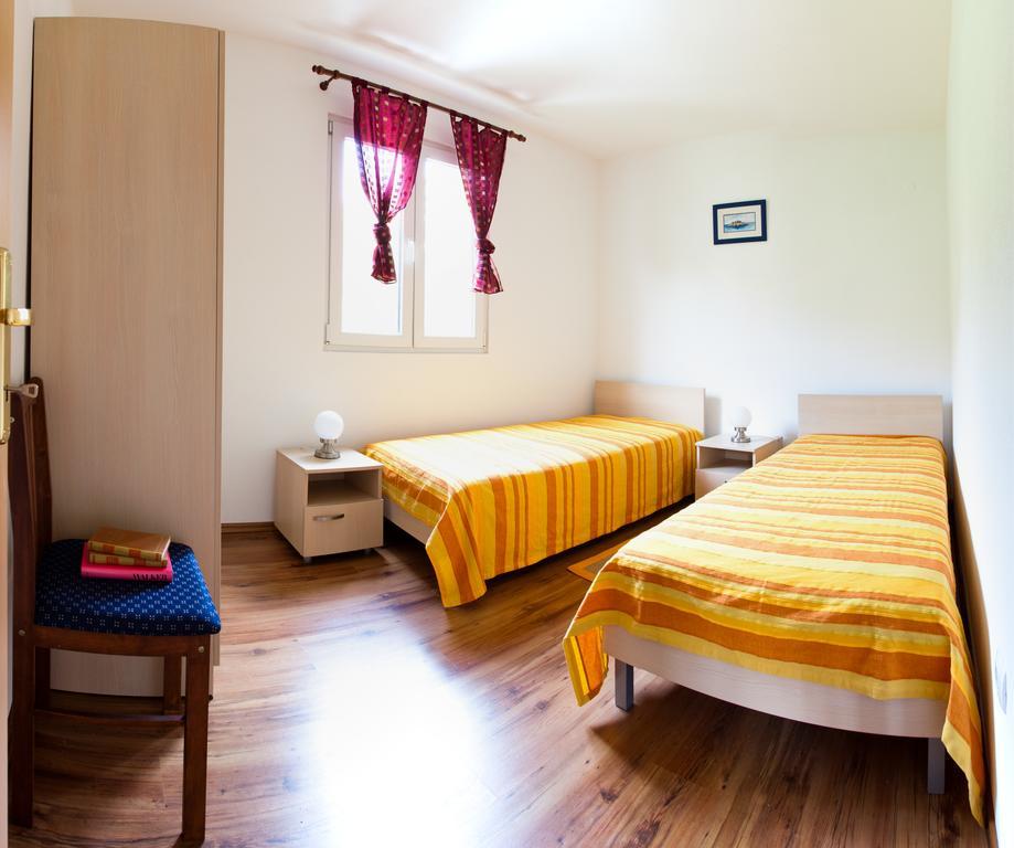 Apartment Sangaleti Lastovo Bagian luar foto